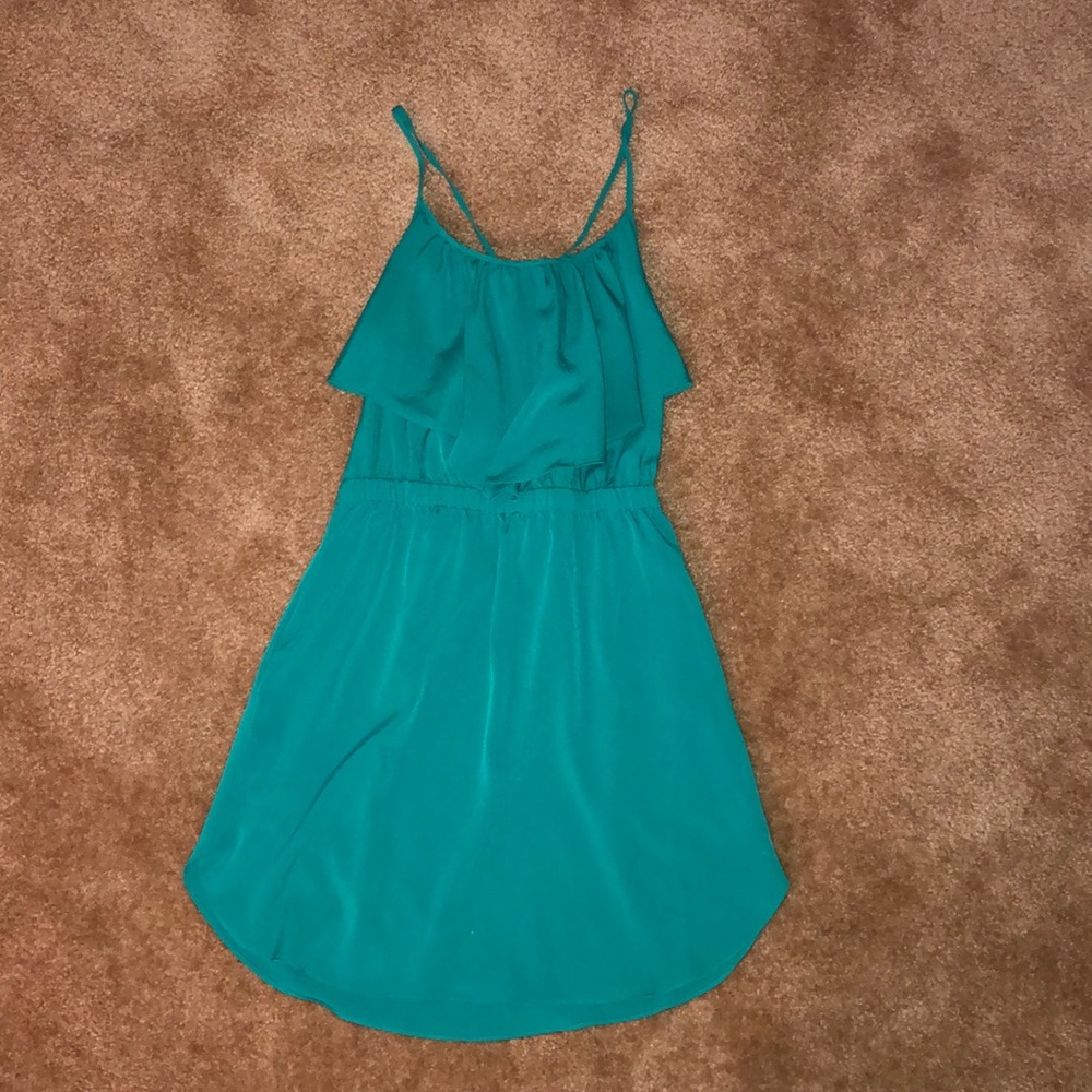 kelly green dress